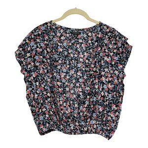 Dynamite Floral Short Sleeve Deep V-Neck Crop Top size S